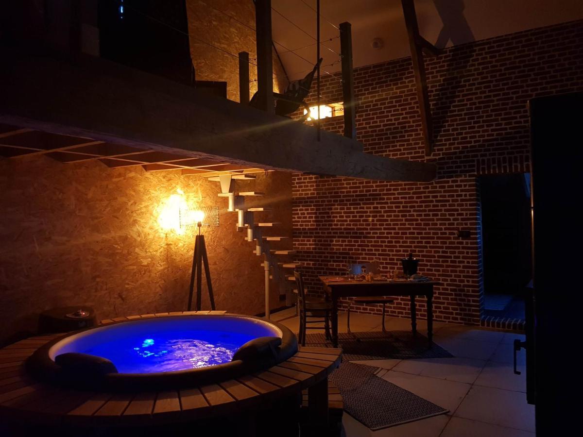 Au Soleil Vert - Chambre De Charme Avec Spa Et Sauna Prives Zeggers-Cappel Exterior foto